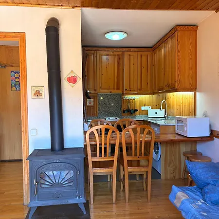 Ambiente Calido Y Acogedor -rincon Rustico - Falco 17 *